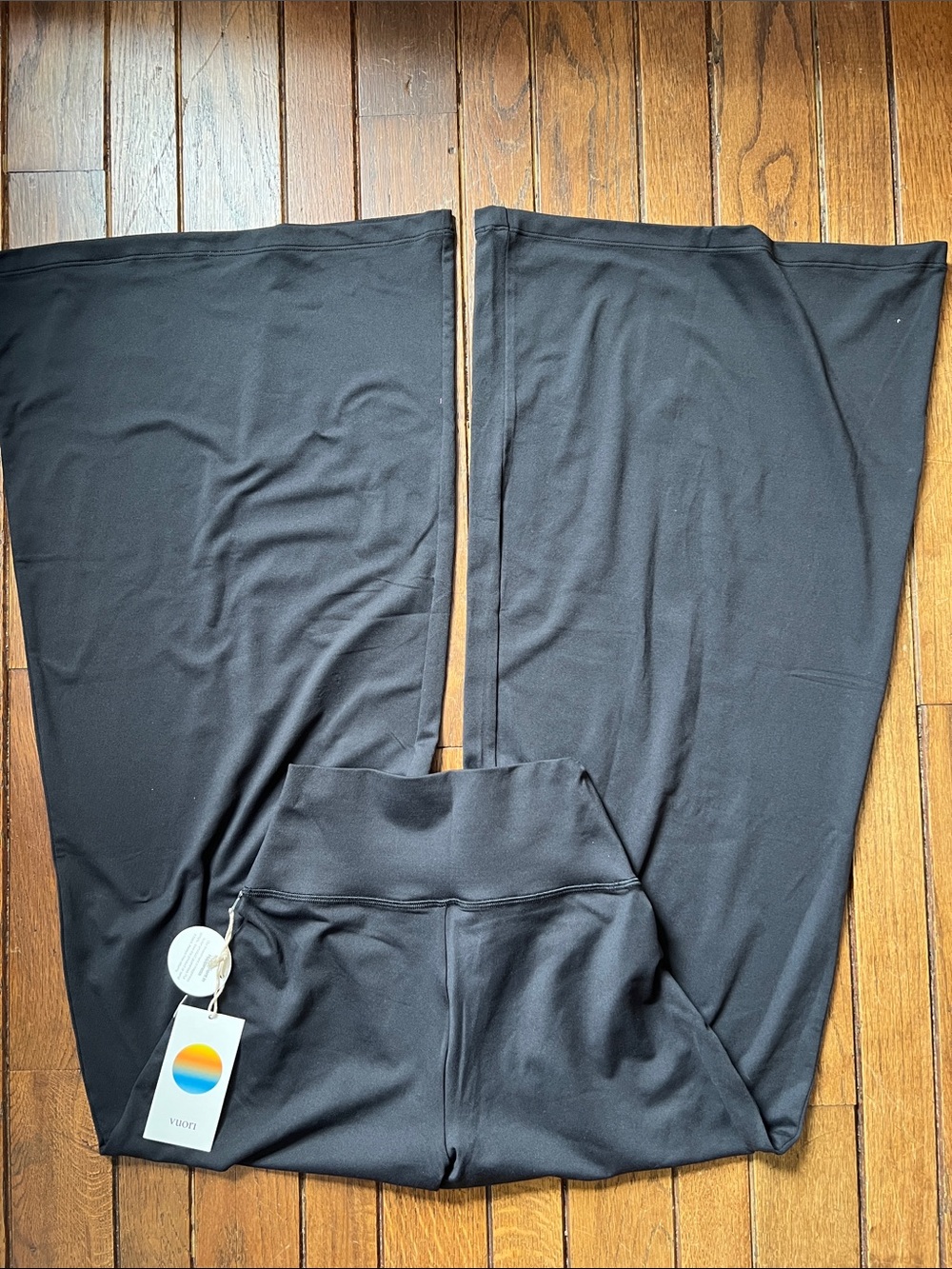 Vuori Black Halo Easy Wideleg Pants Size XS New With Tags NWT